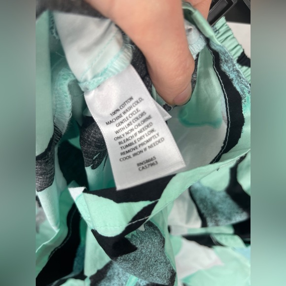 BP ATHLETIC SHORTS IN BLACK- GREEN PAINTED CAMO Size XS NWT - Picture 9 of 9